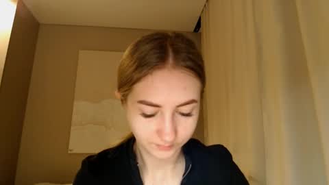  Kira  online show from 01-06-25, 06:14