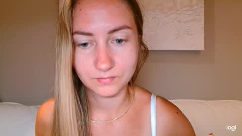  Kira  online show from 10-10-25, 05:39