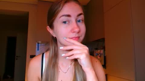  Kira  online show from 11-26-25, 06:25