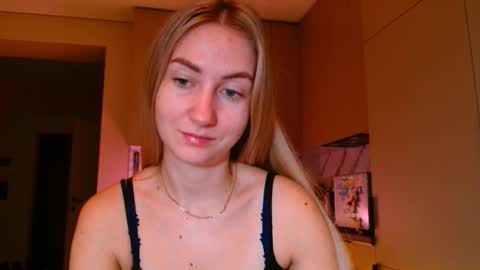  Kira  online show from 12-22-25, 06:10