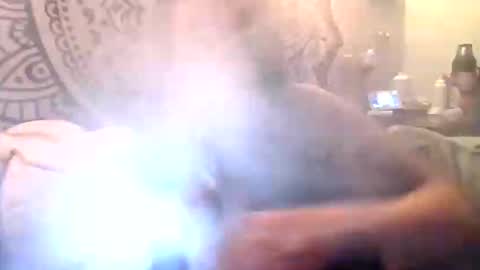 Lily Rhoades online show from 10-21-25, 06:36