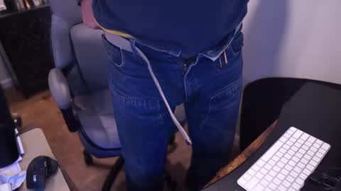 tallguy4unow online show from 01-12-26, 06:13