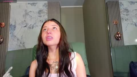 Snapshot of tamara_aa chatting on 11-04-25, 12:10 Tamara online show from 11-04-25, 12:10