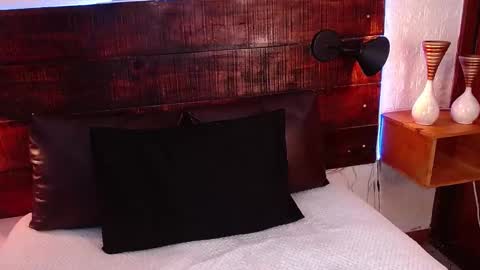    online show from 01-10-25, 06:38