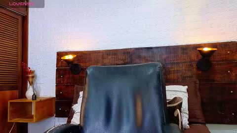    online show from 10-05-25, 12:03