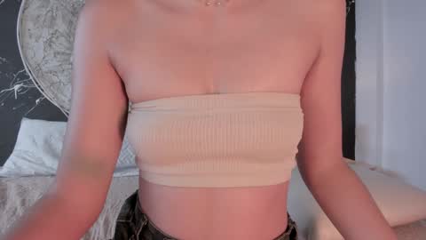 Tamara. online show from 01-05-25, 03:34