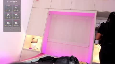 Tami online show from 01-28-25, 11:49