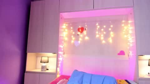 Tami online show from 03-09-25, 03:49