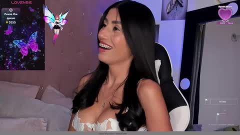 Snapshot of tami_04 chatting on 11-20-25, 08:30 Im Tami online show from 11-20-25, 08:30