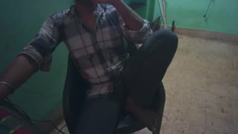 Snapshot of tamil_nadu chatting on 07-05-26, 04:47 tamil_nadu online show from 07-05-26, 04:47