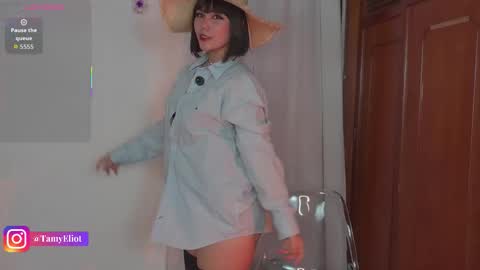 Tamy online show from 11-26-25, 03:51