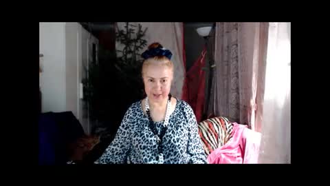 Milena online show from 01-20-25, 03:39