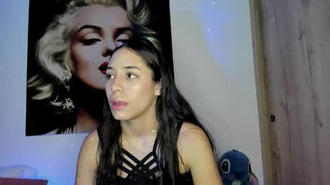 tania06 online show from 10-20-25, 01:44