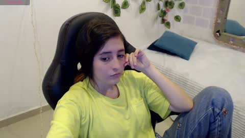 Tania  online show from 01-21-25, 04:37