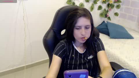 Tania  online show from 02-01-25, 03:18