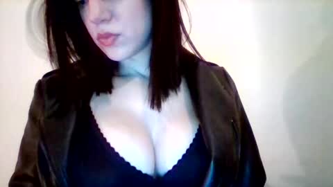 Snapshot of taniatalisha chatting on 05-08-26, 10:37 taniatalisha online show from 05-08-26, 10:37