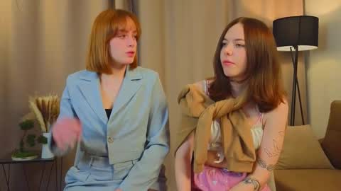 Angela and Victoria online show from 12-04-25, 04:33