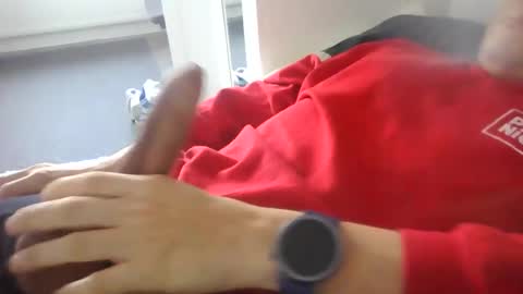 Snapshot of tanitog chatting on 12-17-24, 09:39 Tanitog online show from 12-17-24, 09:39