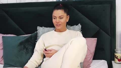 Snapshot of taniyagrey chatting on 01-23-25, 08:15 tanyaGrey online show from 01-23-25, 08:15