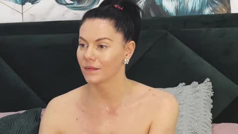 Snapshot of taniyagrey chatting on 01-30-25, 10:19 tanyaGrey online show from 01-30-25, 10:19