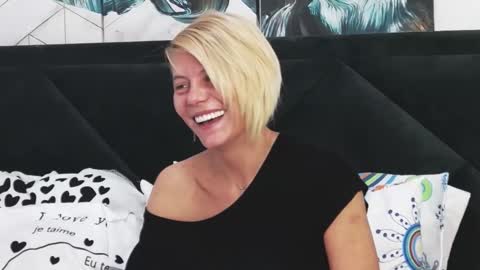 Snapshot of taniyagrey chatting on 09-29-25, 05:56 tanyaGrey online show from 09-29-25, 05:56