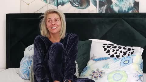 tanyaGrey online show from 04-08-26, 08:14