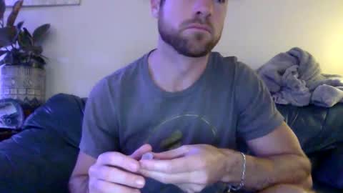 Dr. Love online show from 02-03-25, 01:19