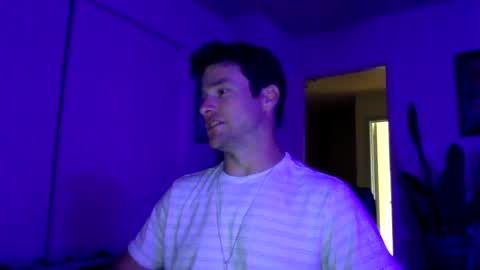 Dr. Love online show from 03-04-25, 12:39