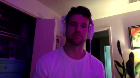 Dr. Love online show from 09-23-25, 11:35