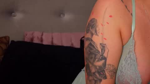 Tania online show from 02-11-26, 05:45