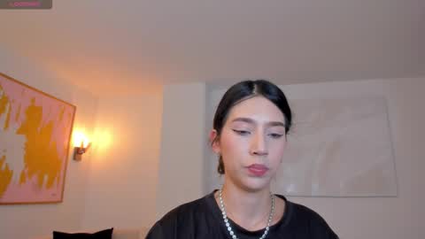 Snapshot of taralawrence chatting on 02-24-26, 03:26 Tara Lawrence online show from 02-24-26, 03:26