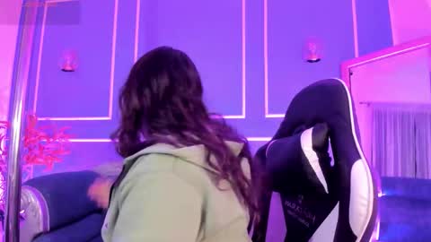 Tara online show from 11-23-25, 02:22