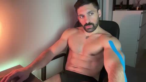 tarquit8 online show from 02-12-26, 09:54