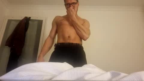 Snapshot of tartankingofscots chatting on 12-01-25, 08:14 tartankingofscots online show from 12-01-25, 08:14