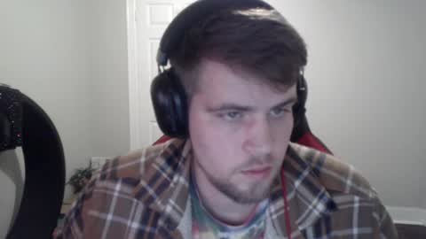 tarus333 online show from 12-26-24, 06:19