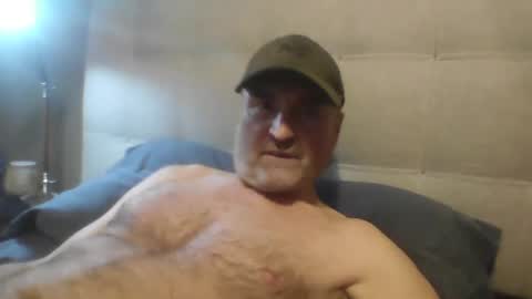 Snapshot of tarzeny77 chatting on 02-21-25, 08:05 tarzeny77 online show from 02-21-25, 08:05