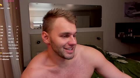 My shows 2100500 UTC3 online show from 01-11-25, 01:37