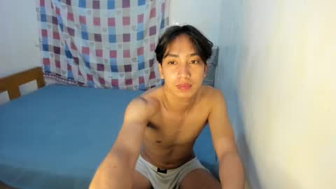 Snapshot of tastylicious_kim chatting on 02-07-26, 05:49 Ask me online show from 02-07-26, 05:49