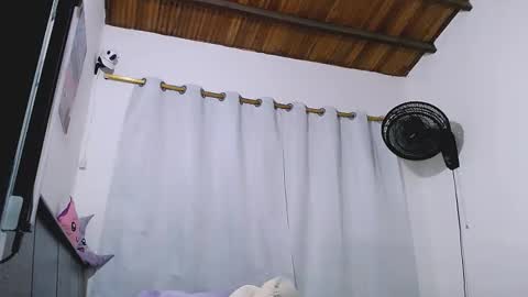 tatabebe online show from 11-21-25, 01:26