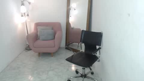 Snapshot of tatiana_oconell2 chatting on 11-03-25, 02:57 isabel online show from 11-03-25, 02:57