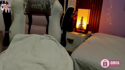 i am tatiana  online show from 11-24-25, 12:27