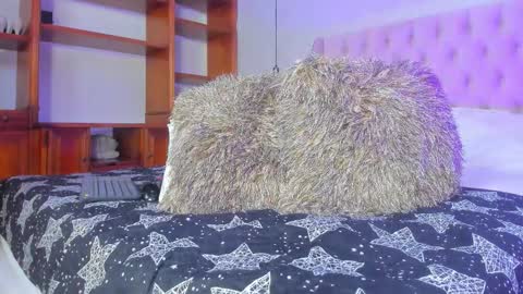 Snapshot of tatihornyy chatting on 10-15-25, 11:21 TATI online show from 10-15-25, 11:21