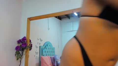 Snapshot of tattaonix chatting on 10-12-25, 03:16 Tattaonix online show from 10-12-25, 03:16