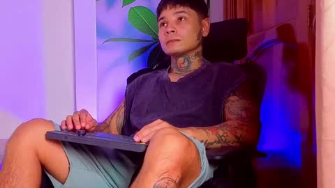 tattokoi online show from 11-23-25, 02:33