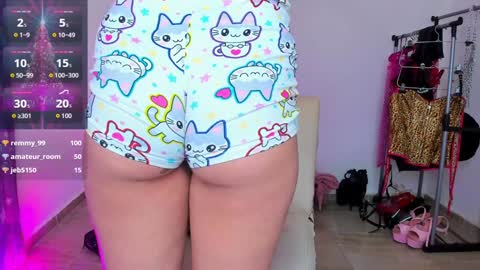 Snapshot of tattoo_highmami chatting on 12-19-24, 09:40 High Mami  online show from 12-19-24, 09:40