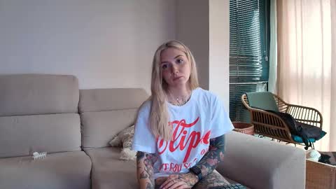 tattoobbgirl online show from 02-06-26, 01:47