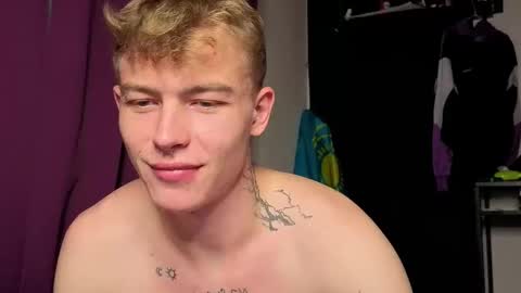 Alex but u can call me Theo online show from 09-27-25, 04:17