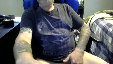 tattslovestattas1 online show from 10-06-25, 04:37