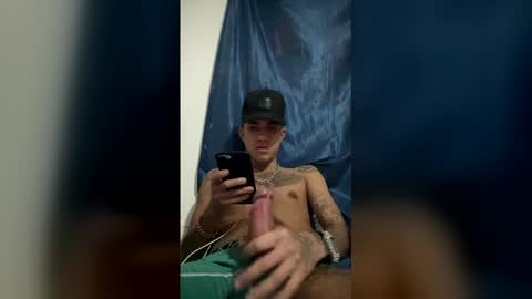 Snapshot of tatuajes777_7777 chatting on 02-28-26, 04:02 tatuajes777_7777 online show from 02-28-26, 04:02