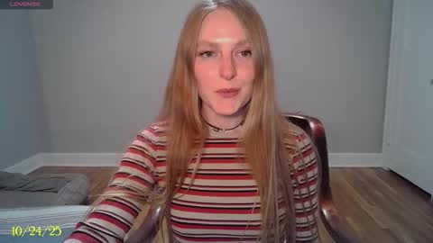 Snapshot of tatum__kahlo chatting on 10-25-25, 01:13 TATUM  ALL MY LINKS  online show from 10-25-25, 01:13